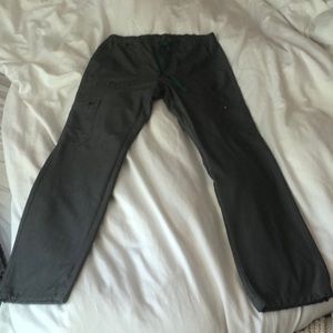 Figs Cairo Scrub Bottoms - Men’s M - Granite Color